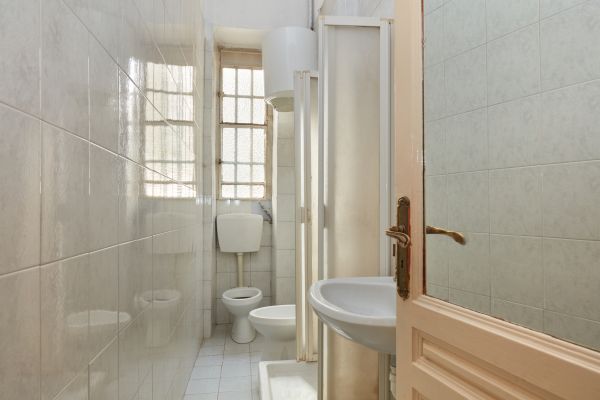 Bathroom Window Restoration